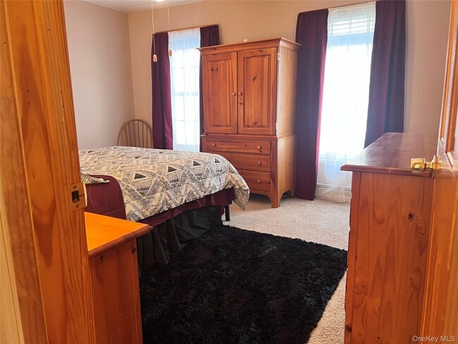 Building Photo - 13 Herlings Rd