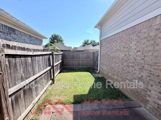 Building Photo - 1568 Wynne Rd