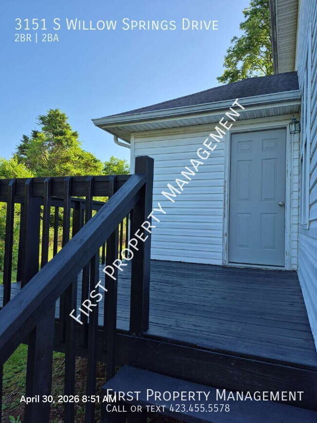 Building Photo - 3151 Willow Springs Dr NE