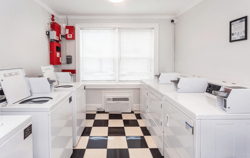Building Photo - Studio Bed/1 Bath - Unit 2