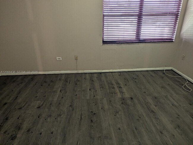 Building Photo - 8380 S Missionwood Cir