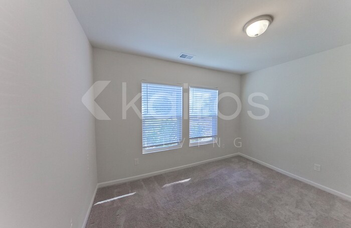 Building Photo - 130 Sunrise Cir
