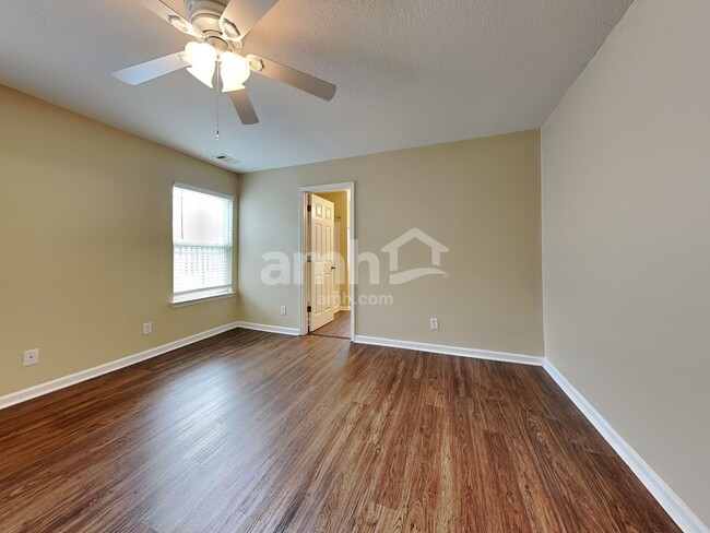 Building Photo - 177 Fox Glen Ct
