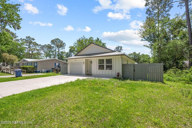Building Photo - 973 Puryear St