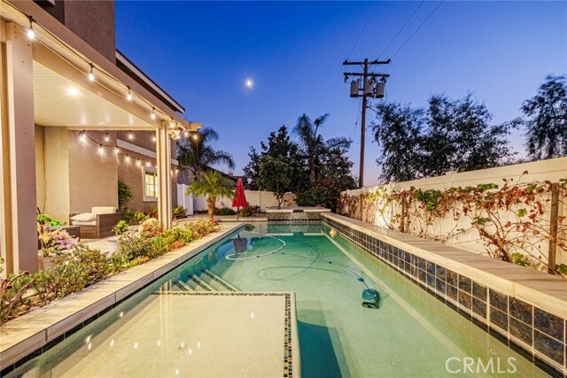 Building Photo - 1539 Carmel Ct