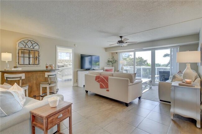 Building Photo - 2841 N Ocean Blvd