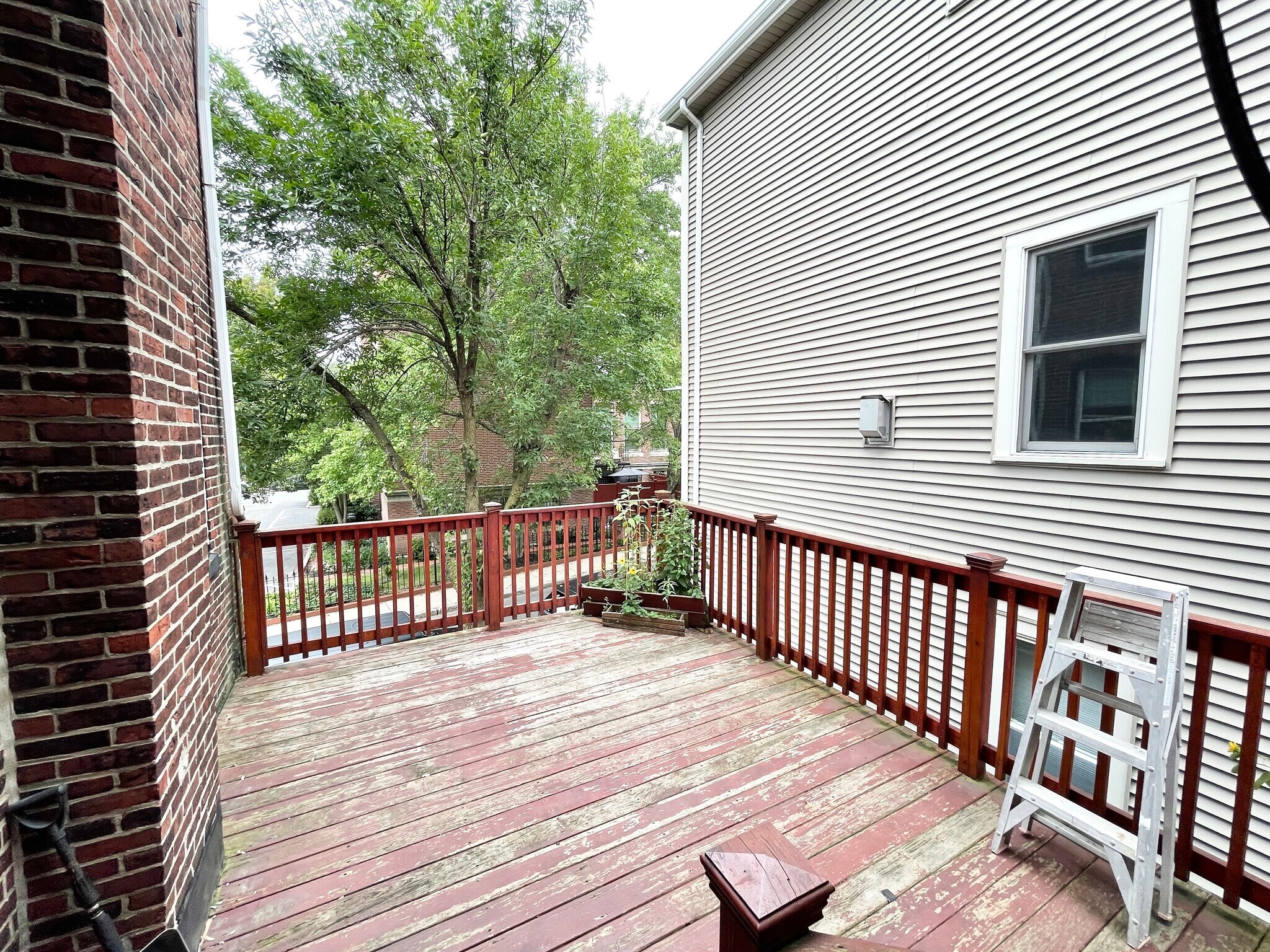 Building Photo - 92 L St