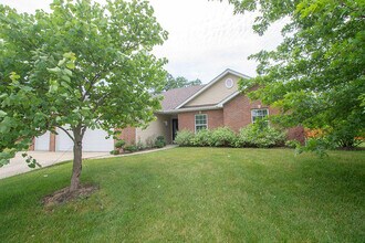 Building Photo - 7106 Stanwood Dr