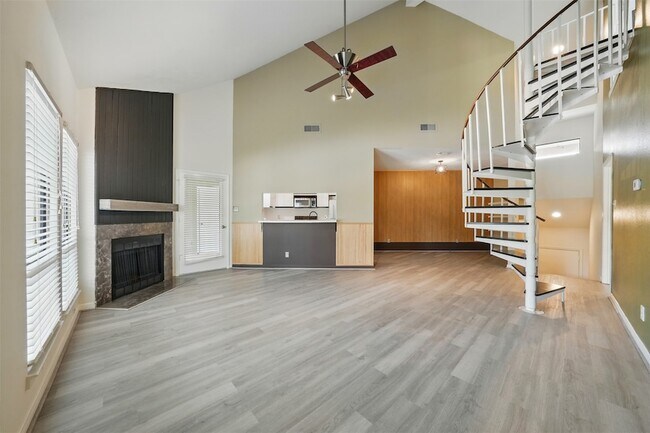 Building Photo - 4144 Greystone Way