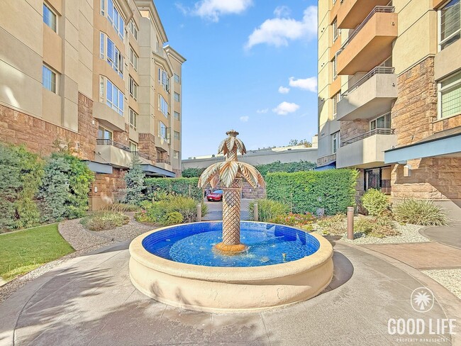 Building Photo - Beautiful East Village Condo w/ W/D, A/C & Balcony Views!