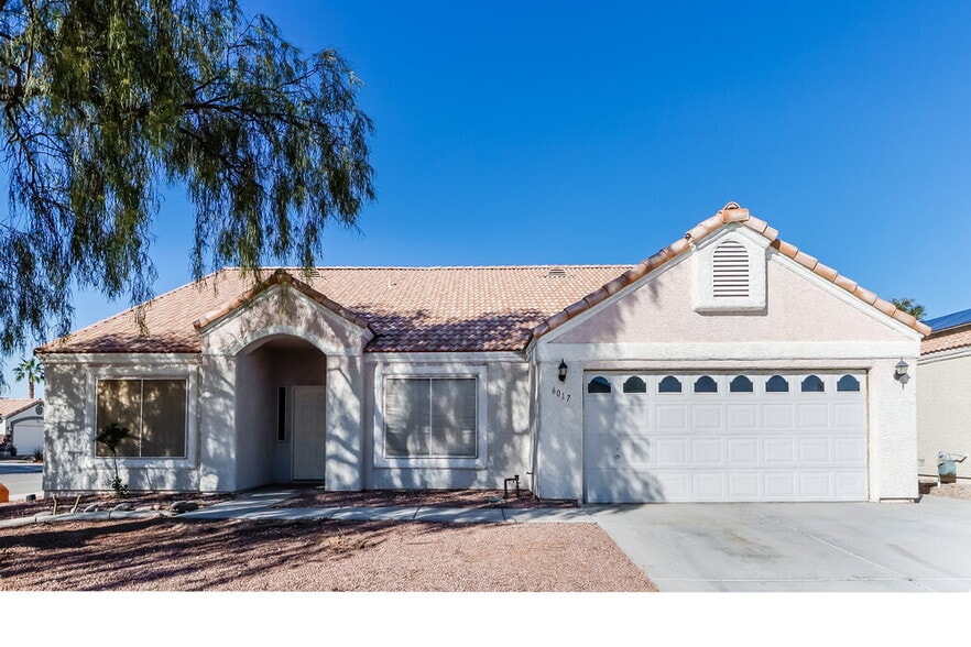 Primary Photo - 6017 Ingenue Rd