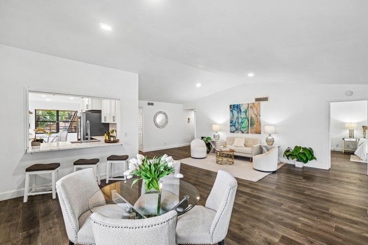 Building Photo - 11177 Aspen Glen Dr