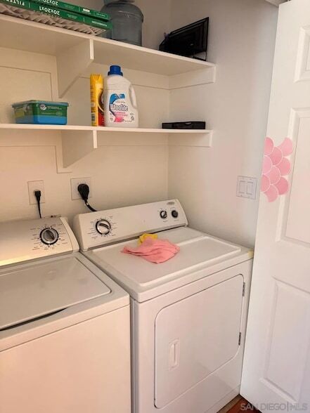 Building Photo - 2715 Lake Pointe Dr