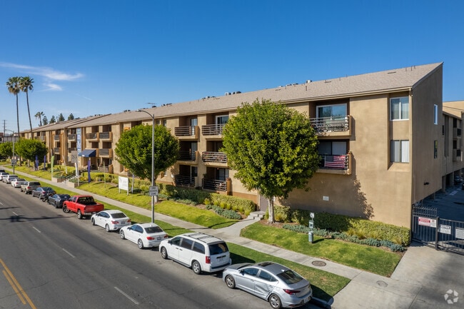 Building Photo - Northridge Gardens Apartments