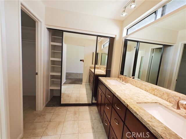 Building Photo - 3839 Mahogany St