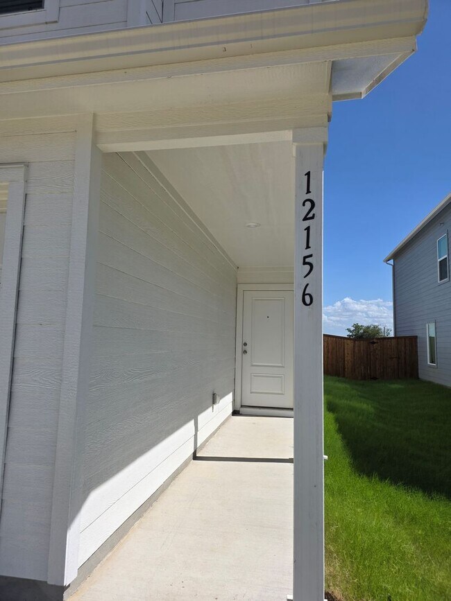 Building Photo - Modern 3-Bed New Construction with 2.5 Bat...