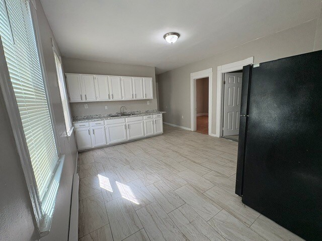 Building Photo - 56 Ashley St
