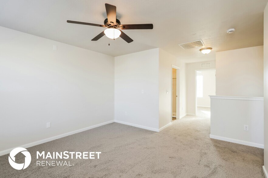 Building Photo - 6797 Brittany Oak Dr