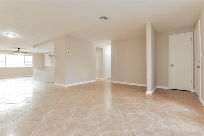 Building Photo - 4153 Woodtrail Blvd
