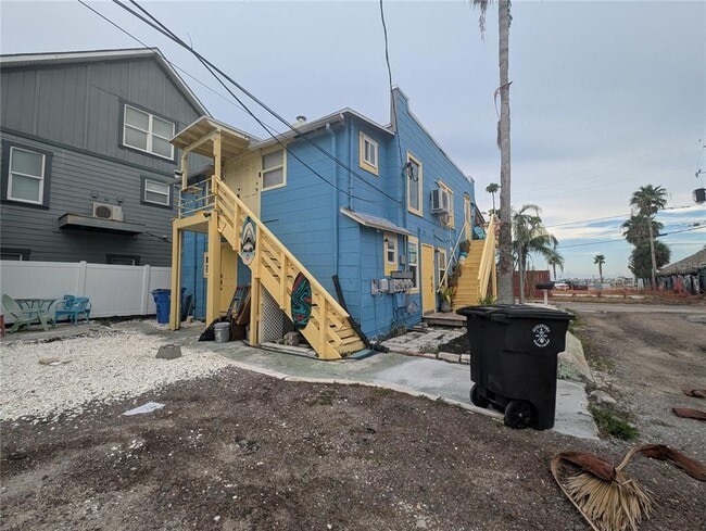 Building Photo - 5437 Essex Ave S