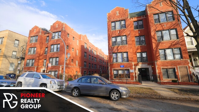 Building Photo - 3941 N Janssen Ave