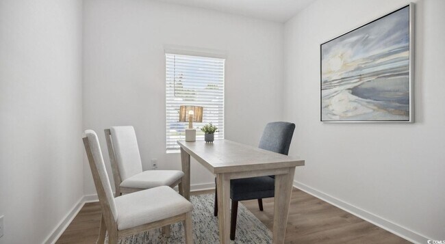 Building Photo - 31 Quaker Rdg Dr