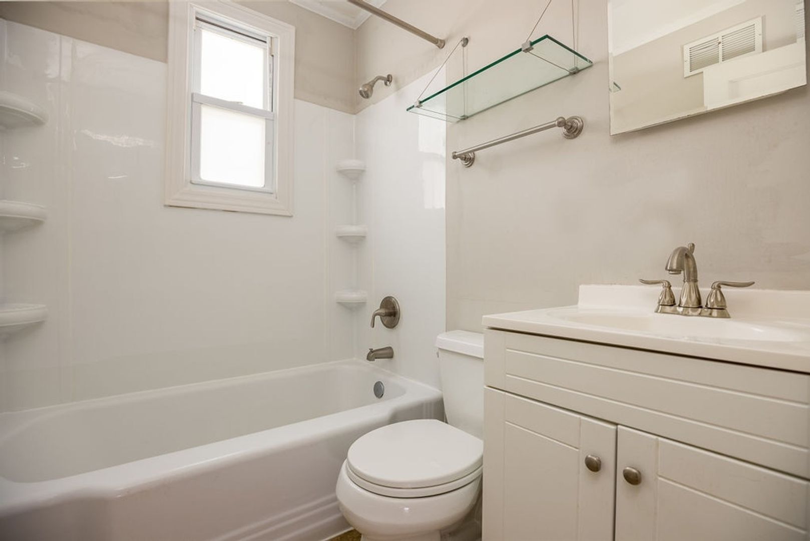 Building Photo - 516 N Tremont Dr