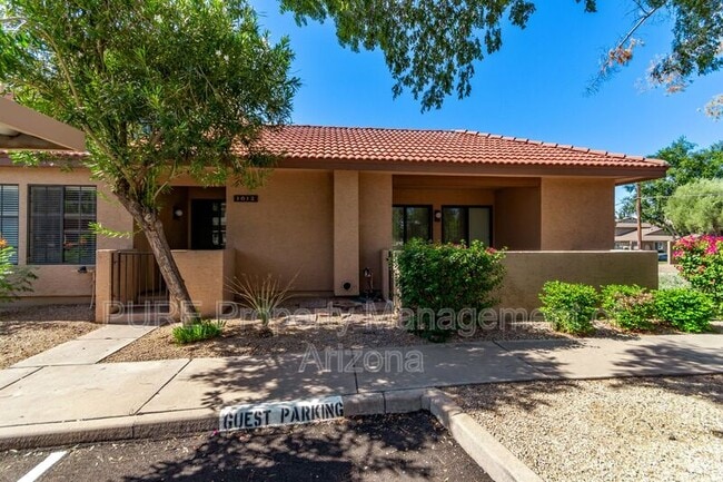 Building Photo - 8625 E Belleview Pl