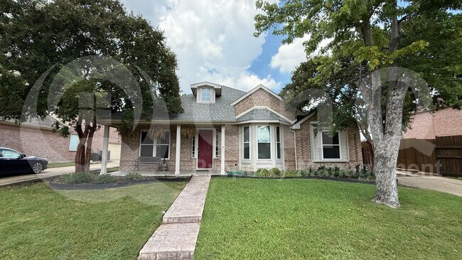 Primary Photo - 131 Sweetgum Dr