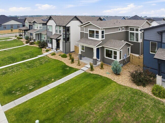 Building Photo - Trailside 3-Bedroom, 2.5 Bathroom, 2-Car Home with Pool and Trail Access