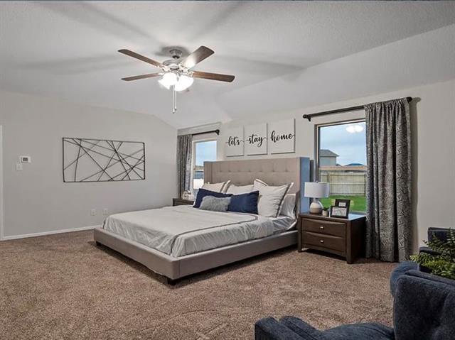 Building Photo - 620 W 1st St