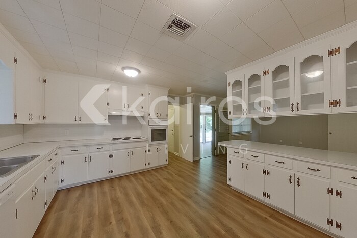 Building Photo - 3806 Marie Cook Dr