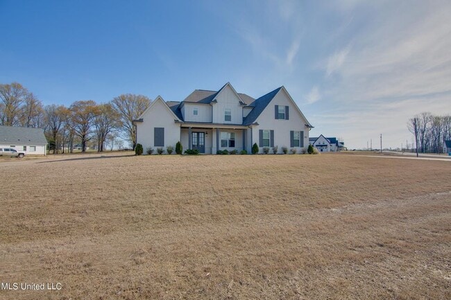 Primary Photo - 4619 Pierce Dr