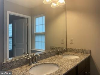 Building Photo - 1880 Thistle Ct