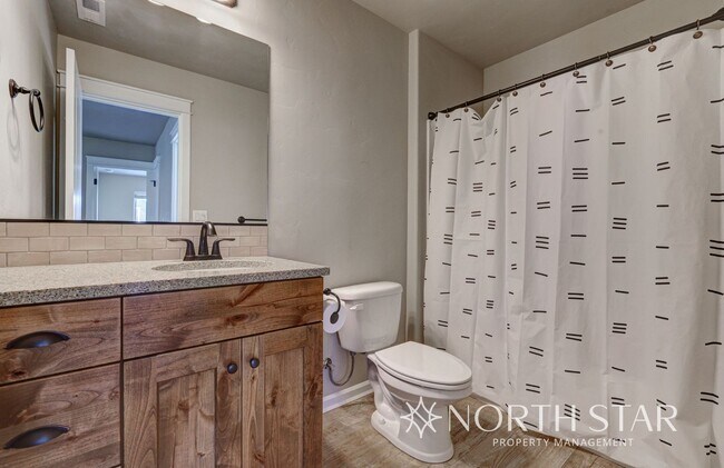Building Photo - Charming home in Bend!