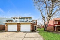 Building Photo - 2498 Spring Valley Rd