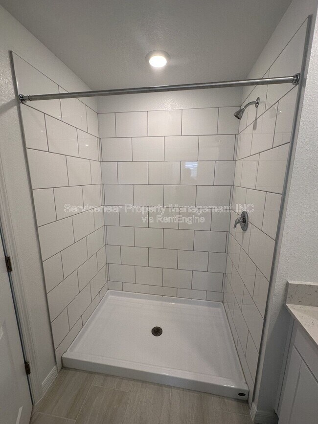 Building Photo - 8519 Sea Ray Run