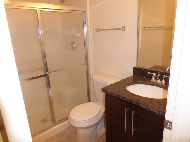 Building Photo - 380 Littleton Trail