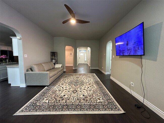 Building Photo - 21641 Forest Colony Dr