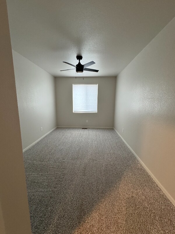 Building Photo - 2968 Barnstormer St