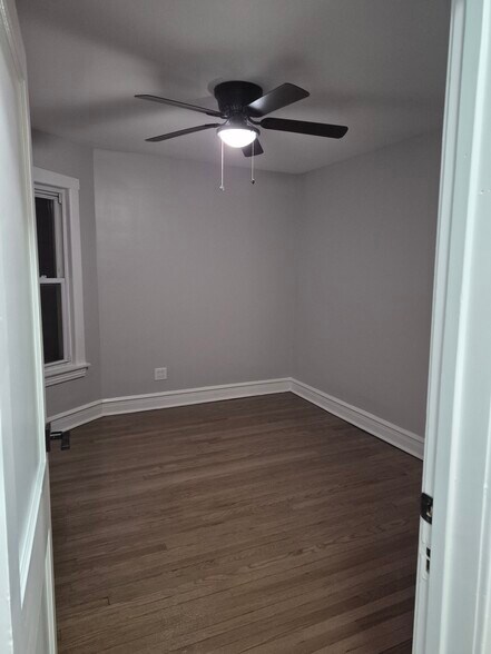 Building Photo - 3523 N Whipple St