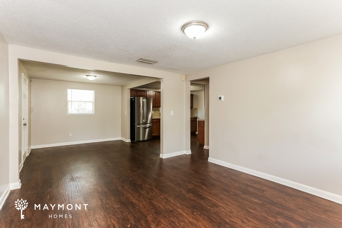 Building Photo - 6019 Verdes Rd