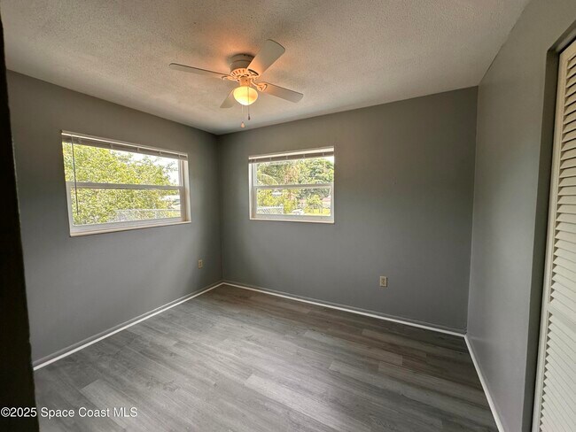 Building Photo - 2542 Leewood Blvd