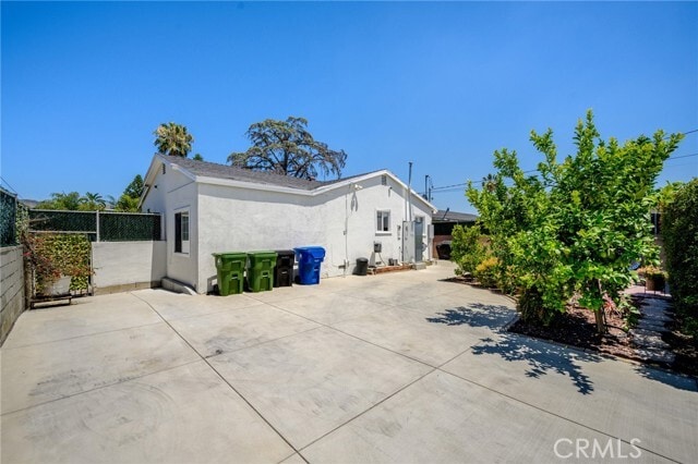 Building Photo - 11793 Glencrest Dr