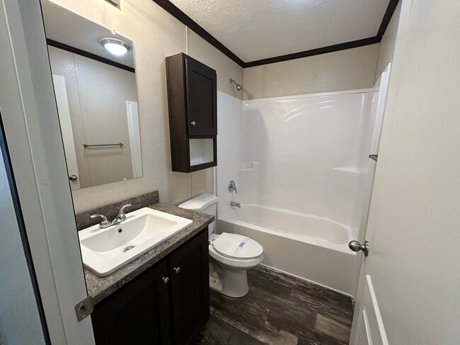 Building Photo - 118 Texas