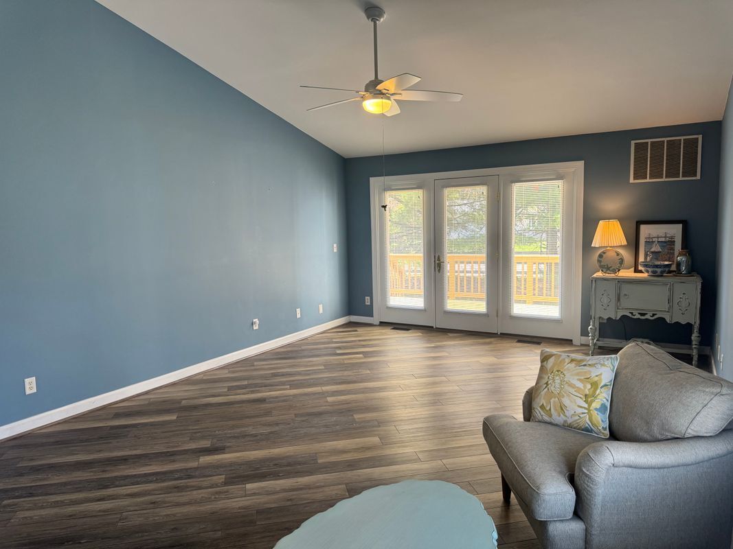 Building Photo - 8013 Bridgepointe Dr