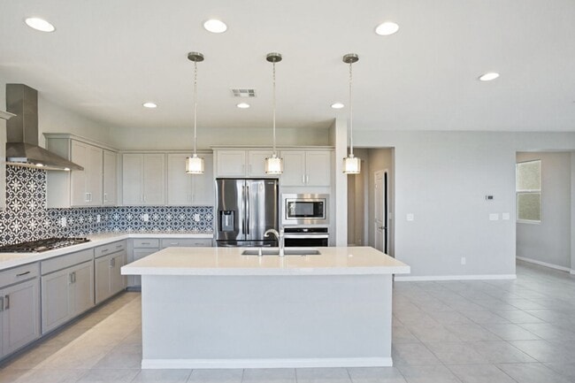 Building Photo - Beautiful 4 Bedroom Home In A Gated Skye Canyon Community
