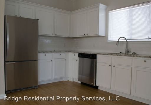 Building Photo - 3220 S University Dr