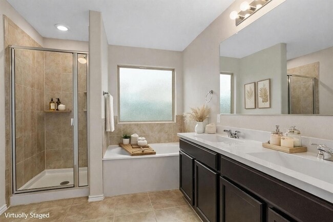 Building Photo - 837 Hillrose Dr