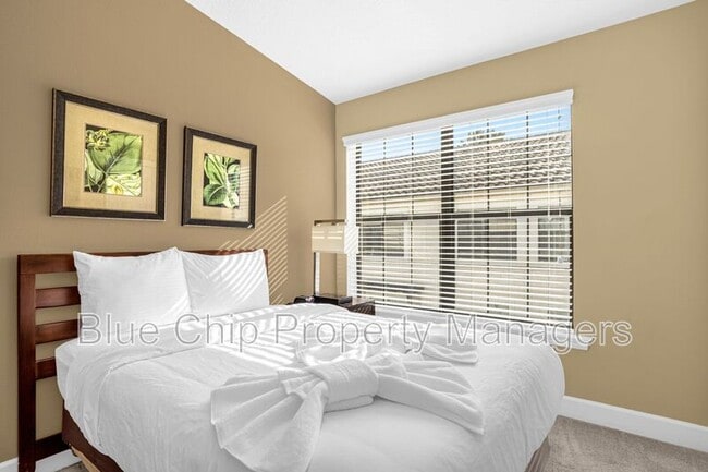 Building Photo - 14518 Damai Ln